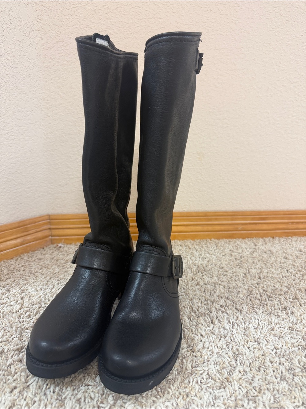 Frye 77605 Engineer Boots Women’s 6.5 B Made in Mexico